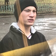 Аркадий, 20, Октябрьск