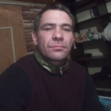 Максим, 37, Короча