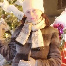 София, 46, Чекалин