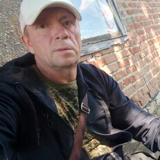 Руслан, 46, Купино