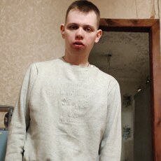 Денис, 26, Макеевка