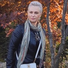 Таня, 40, Холм