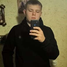 Вася, 20, Волчанск