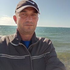 Виктор, 51, Усолье