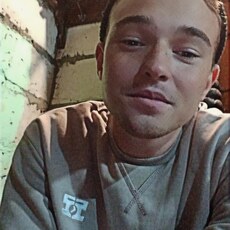 Виталя, 21, Рославль