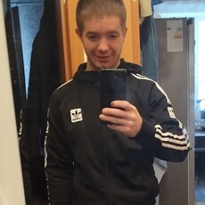 Кузьма, 26, Сельцо