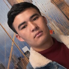 Яков, 23, Суджа