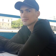 Женя, 23, Перевальск