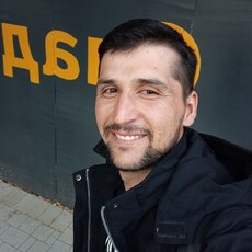 Олег, 30, Первомайск (ЛНР)