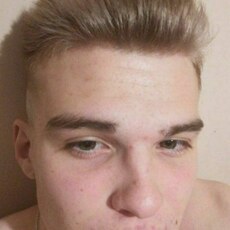 Максим, 27, Полярные Зори