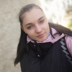 Надя, 23, Чулым