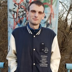 Демьян, 28, Мурманск