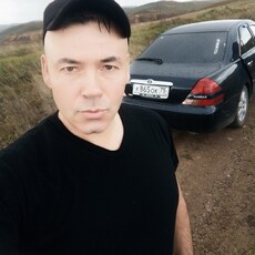 Олег, 39, Селидово