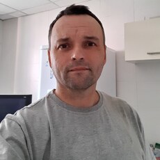 Радомир, 52, Новоаннинский