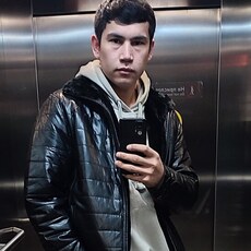 Серёга, 23, Архангельск