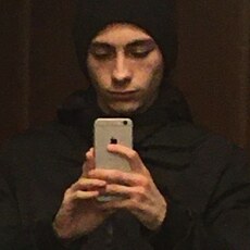 Илюха, 20, Лакинск