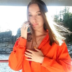 Яна, 25, Нижняя Тура