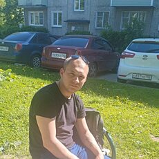 Платон, 33, Кувандык