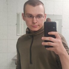 Лёня, 21, Кириллов