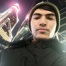 Кирилл, 21, Вышний Волочёк