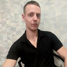 Давид, 26, Краснозаводск