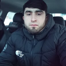 Лев, 23, Мезень