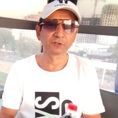 Вася, 52, Москва