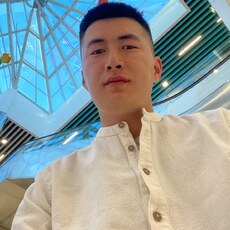 Олег, 24, Голицыно