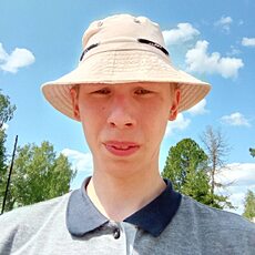Глеб, 23, Карпинск