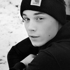 Ден, 32, Омутнинск