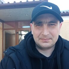 Дима, 32, Рошаль