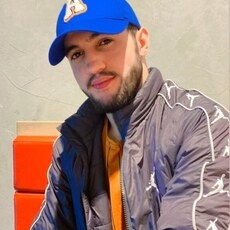 Слава, 26, Коммунар