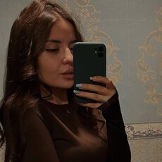Кристя, 21, Карачаевск