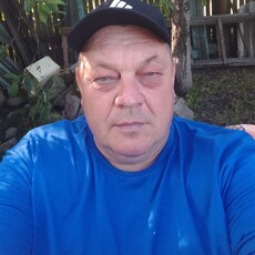 Лев, 53, Луга
