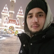 Тарас, 28, Покров