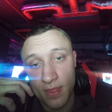 Михаил, 22, Геническ