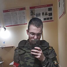 Роман, 21, Ногинск