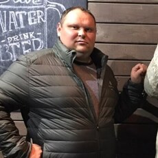 Никита, 43, Волхов