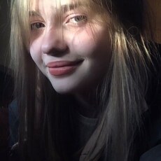 Лара, 21, Сунжа
