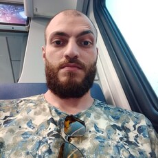 Георгий, 28, Артёмово