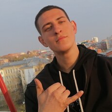 Евгений, 21, Аргун
