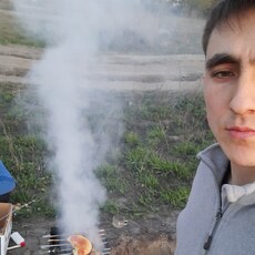 Донат, 28, Первомайск (Нижегородская область)