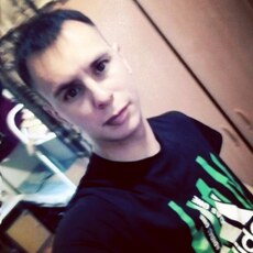 Захар, 29, Марьинка