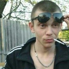 Давид, 27, Алдан