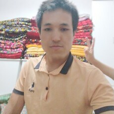 Илья, 32, Мариуполь
