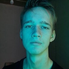 Виссарион, 20, Североуральск