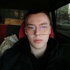 Лука, 23, Александровск-Сахалинский