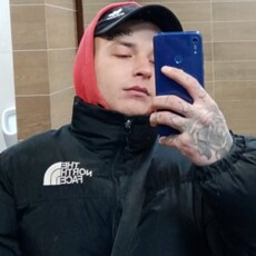 Виссарион, 23, Находка