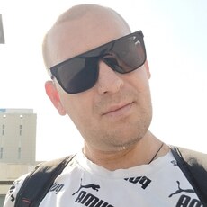 Лев, 36, Чадан