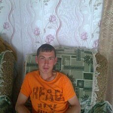 Илья, 37, Отрадное